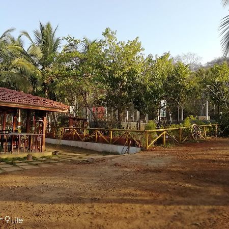 Neel Garden Resort Муруд Екстер'єр фото